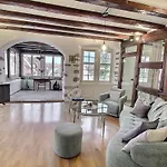 Apartament : 6 Pers, Charme Et Modernite, Centre-ville, Parking Inclus - Fr-1-722-14 Colmar