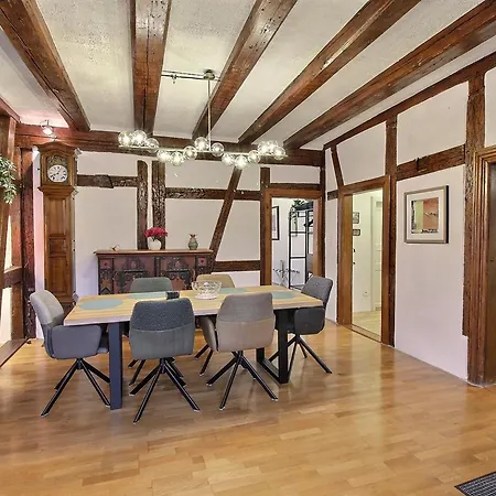 Apartmán : 6 Pers, Charme Et Modernite, Centre-ville, Parking Inclus - Fr-1-722-14