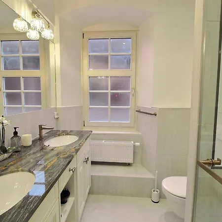 : 6 Pers, Charme Et Modernite, Centre-ville, Parking Inclus - Fr-1-722-14 公寓 *